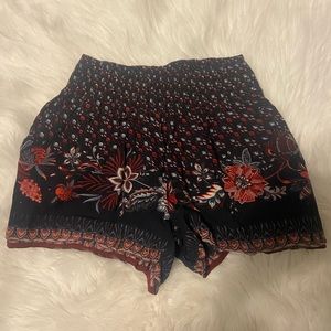NWT RD Style Polly Shorts